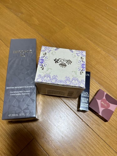 遅めのクリスマスプレゼント🎁

SABON
ヘッドスクラブ デリケート・ジャスミン

Dior
ディオール アディクト リップ マキシマイザー
027インテンス フィグ

DECORTÉ
ＡＱ ブーステ