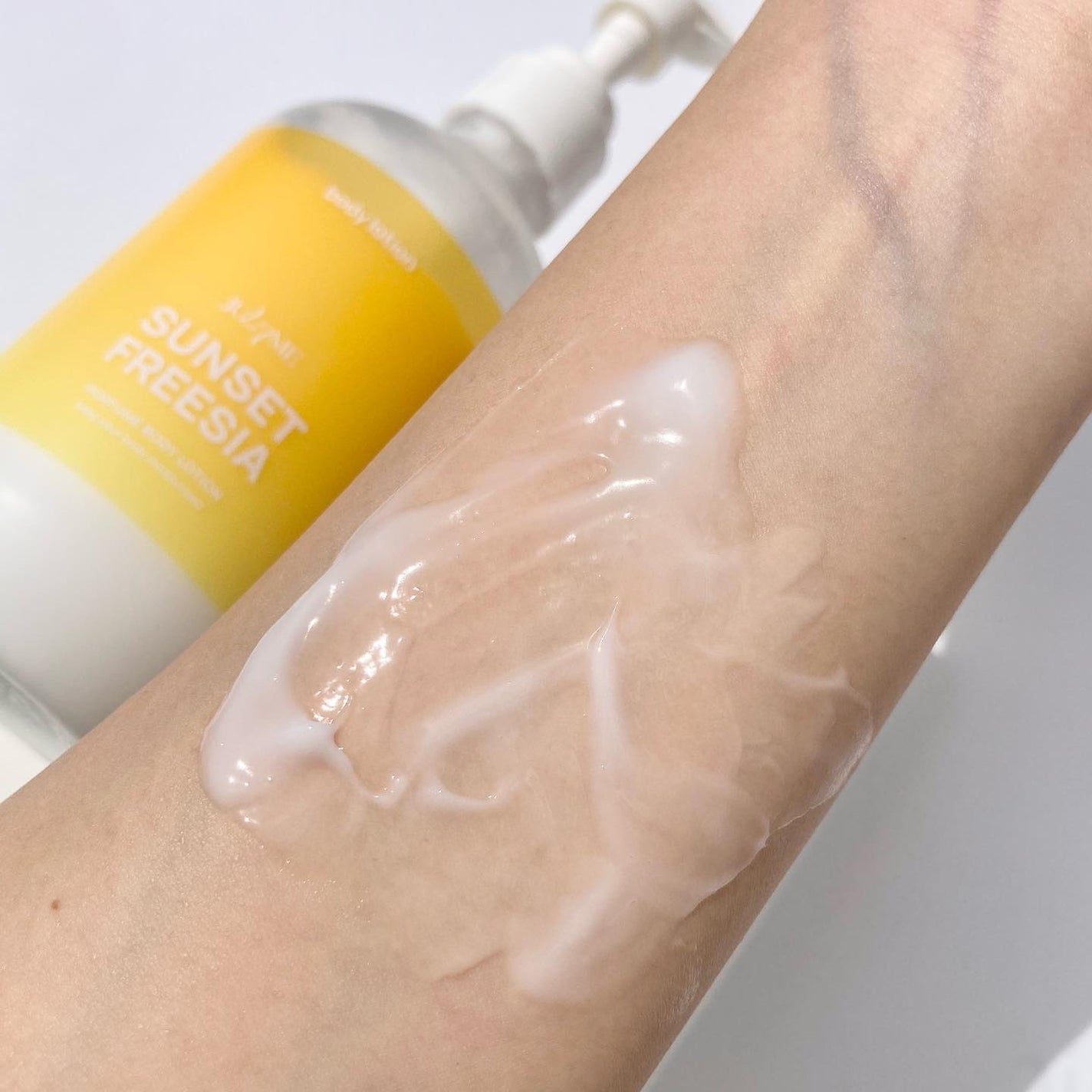 パフュームボディクリーム/JUL7ME/ボディクリームを使ったクチコミ(5枚目)