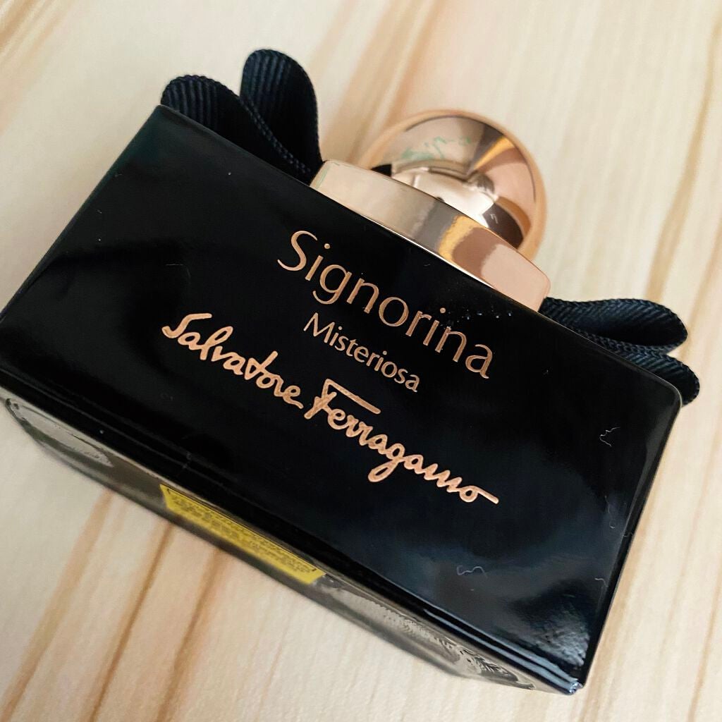 シニョリーナ ミステリオーサ オーデパルファム/サルヴァトーレ フェラガモ/香水(レディース)を使ったクチコミ(1枚目)
