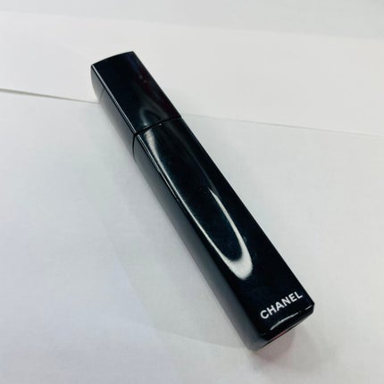 CHANEL ルージュ アリュール グロスのクチコミ「愛用しています☆
サラサラした塗りこごちでベタベタ感は
感じませんし
長時間付けたままでも.....」(1枚目)