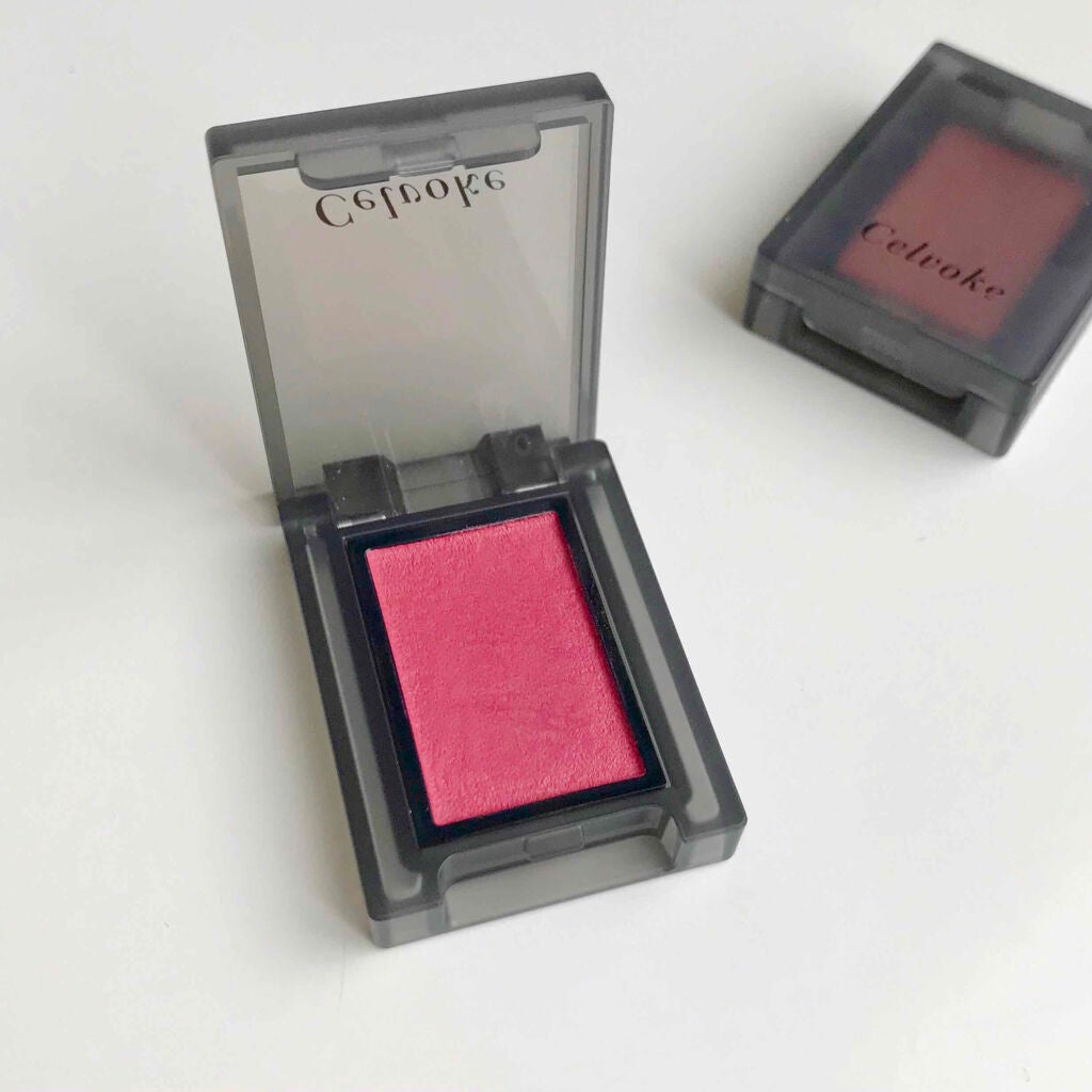 セルヴォーク ヴォランタリー アイズ/Celvoke/単色アイシャドウを使ったクチコミ(1枚目)