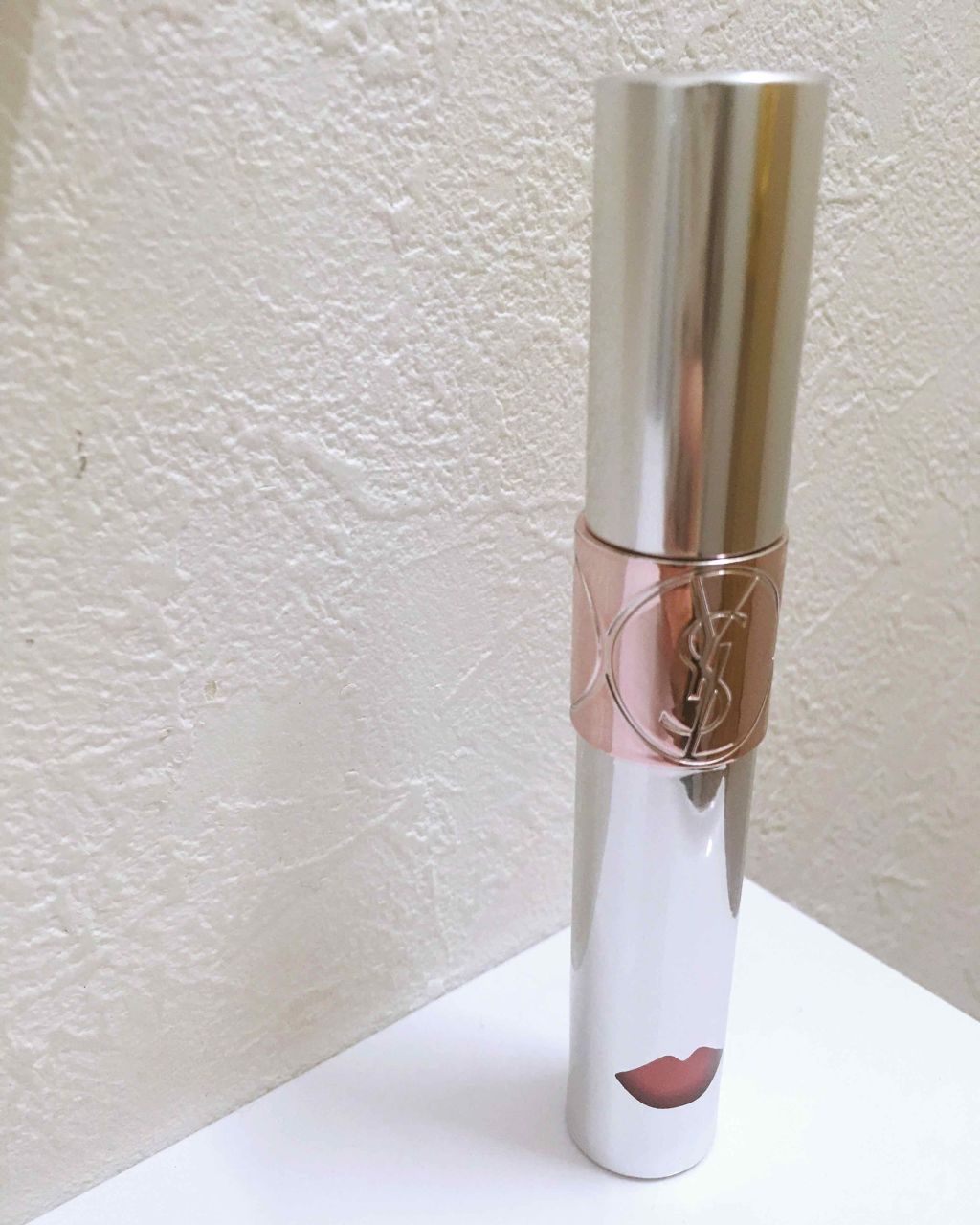 春の新作が溢れる中、淡々と既存コスメを買うわたし。w

YSL ウォーターカラーバーム 
#3 ショーミーピーチ🍑💗
イエベカラーって評判で前から欲しかったの〜(● ˃̶͈̀ω˂̶͈́)੭ꠥ⁾⁾💕
YSLって、色のネーミングも可愛いよ