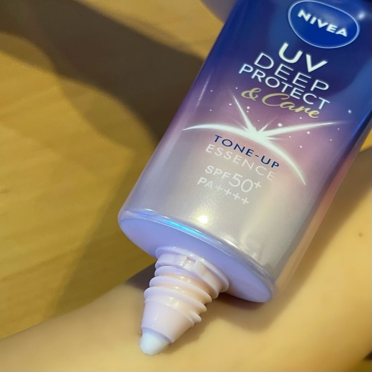 ニベアUV ディープ プロテクト＆ケア トーンアップ エッセンス/ニベア/日焼け止めローションを使ったクチコミ（3枚目）