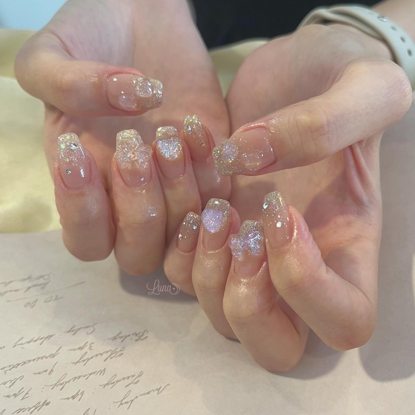 #ジェルネイル,#ワンカラーネイル,#ニュアンスネイル,#うるうるネイル,#ちゅるんネイル,#シンプルネイル,#パーツネイル,#透け感ネイル,#クリアネイル,#ぷっくりネイル,#ちぐはぐネイル,#韓国ネイル,#きらきらネイル,#うるつやネイル,#フレンチガーリーネイル,#リボンネイル,#ラメグラネイル,#ピンクネイルのネイルデザイン