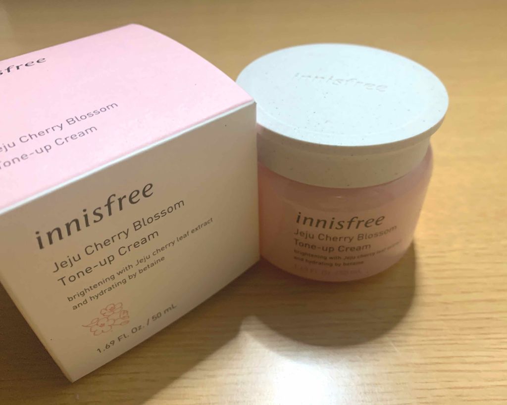 チェジュ チェリーブロッサム トーンアップクリーム/innisfree/化粧下地を使ったクチコミ（1枚目）