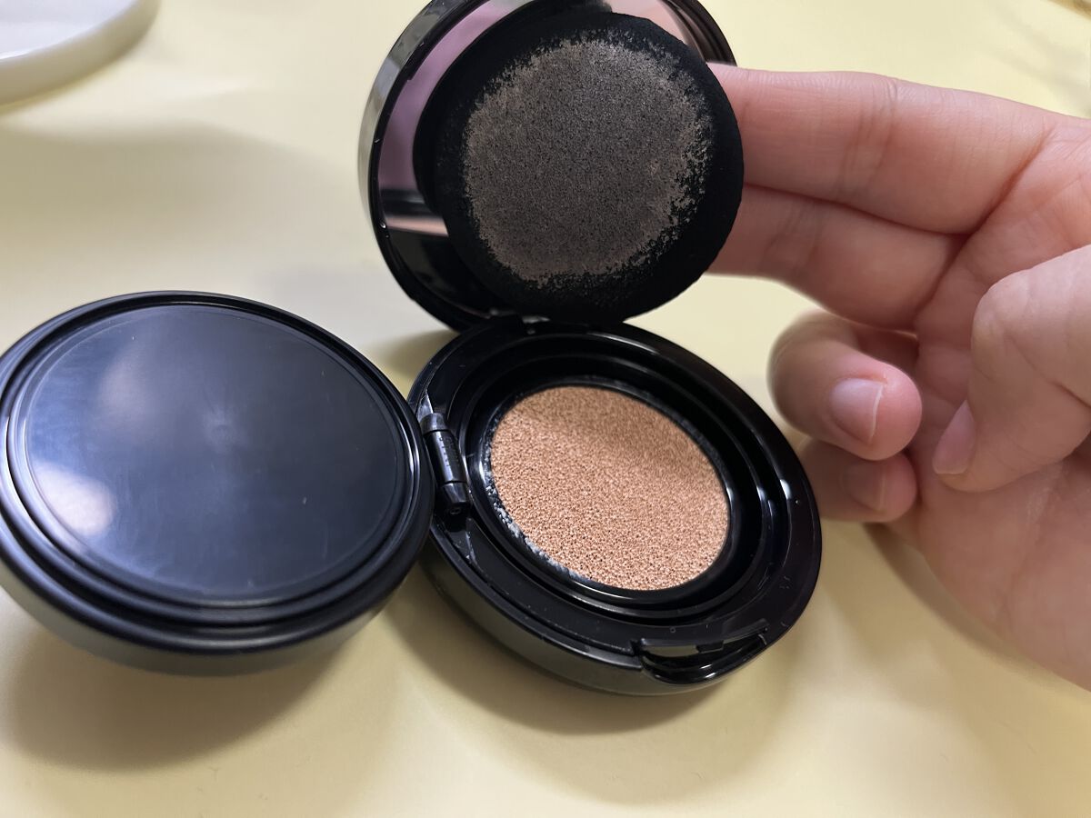 ブラック クッション/HERA/クッションファンデーションを使ったクチコミ（3枚目）