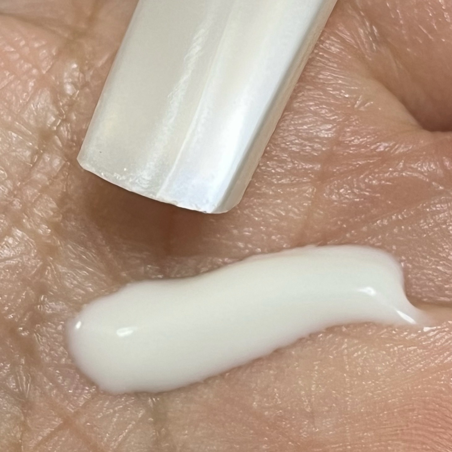 Mother&Daughter UVボディ&フェイスジェル SPF43 PA+++のクチコミ「 MOTHER AND DOUGHTER
UV BODY ＆FACE GELです。

SPF4.....」（3枚目）