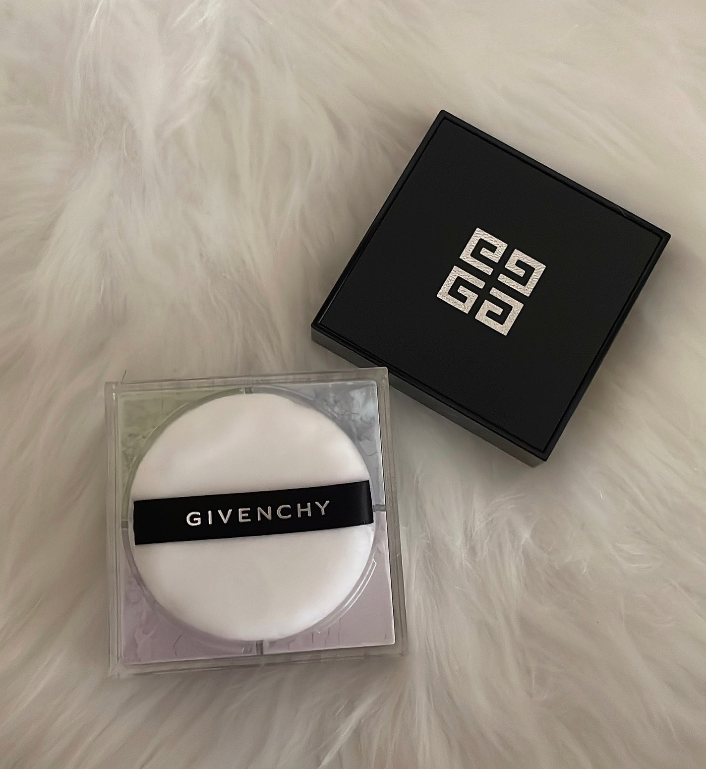 プリズム・リーブル/GIVENCHY/ルースパウダーを使ったクチコミ(2枚目)