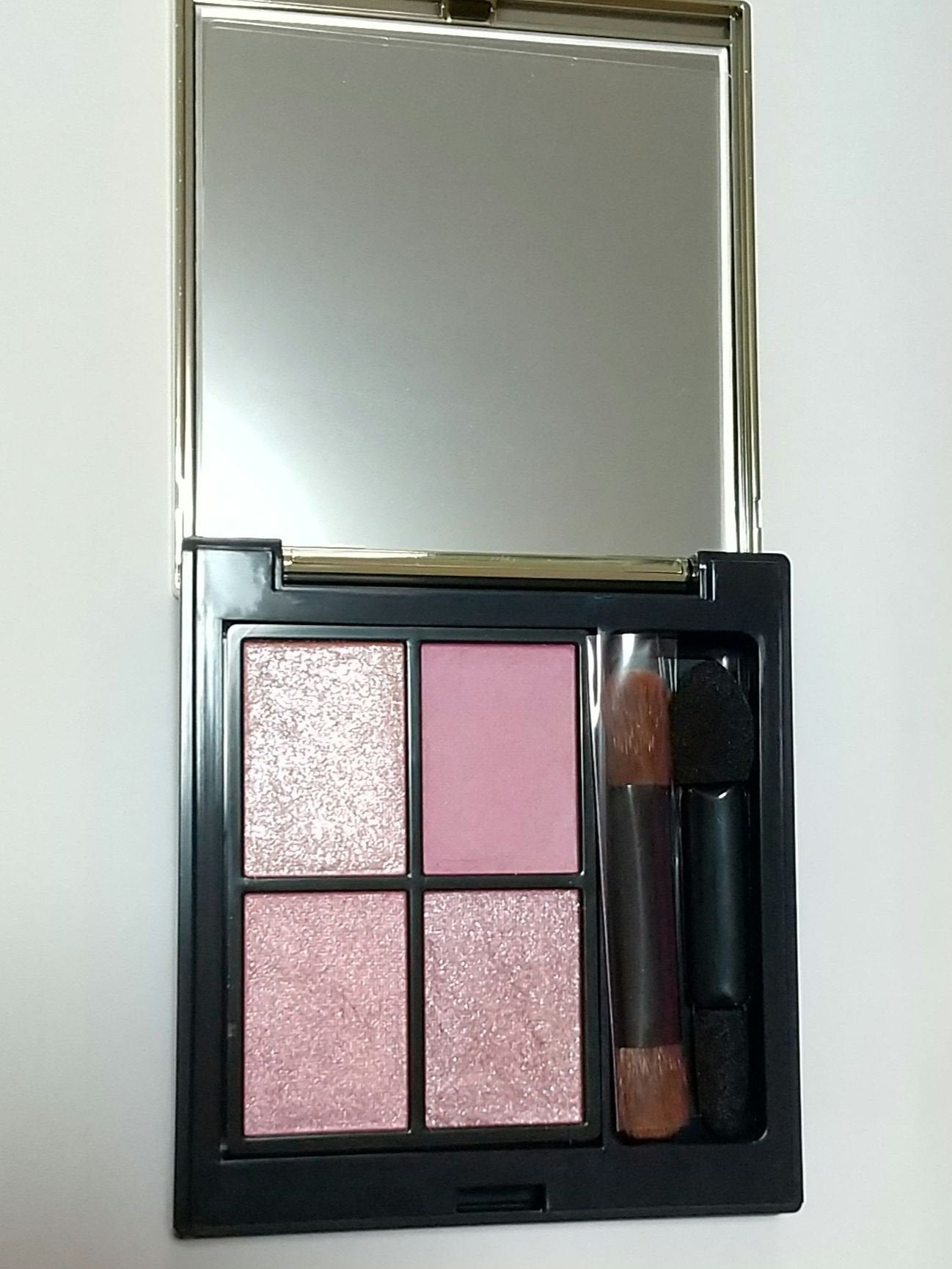 ミネラルクラッシィシャドー/エトヴォス/アイシャドウパレットを使ったクチコミ(1枚目)