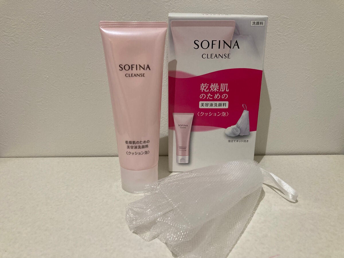 乾燥肌のための美容液洗顔料〈クッション泡〉/SOFINA/洗顔フォームを使ったクチコミ(1枚目)