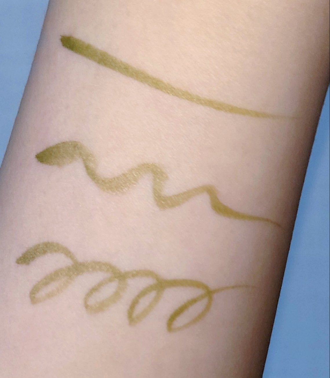 シルキーリキッドアイライナーWP/D-UP/リキッドアイライナーを使ったクチコミ(3枚目)