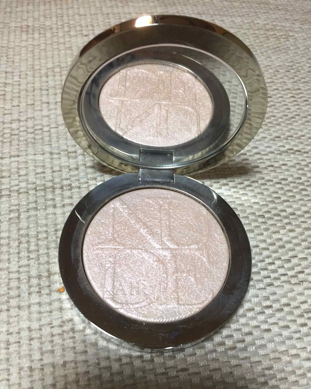 ディオールスキン ヌード エアー パウダー コンパクト/Dior/プレストパウダーを使ったクチコミ(1枚目)