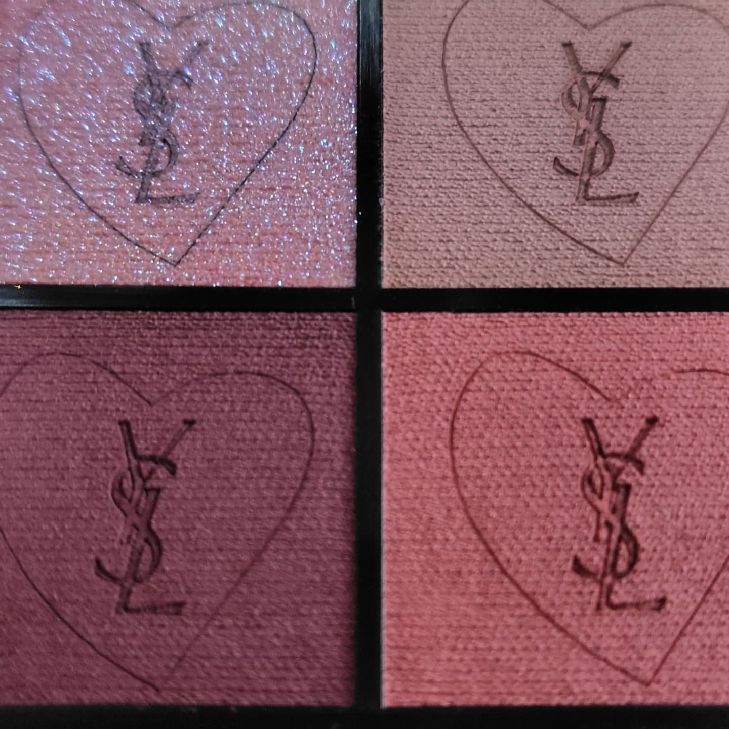 クチュール ミニ クラッチ/YVES SAINT LAURENT BEAUTE/アイシャドウパレットを使ったクチコミ（3枚目）