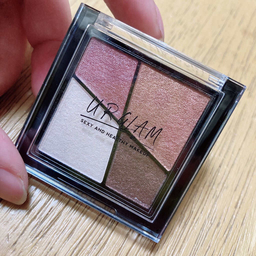 UR GLAM VELVET EYE COLOR PALETTE/U R GLAM/アイシャドウパレットを使ったクチコミ(1枚目)