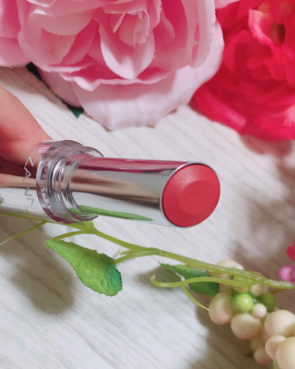 ラスティンググロスリップ/CEZANNE/口紅を使ったクチコミ(2枚目)