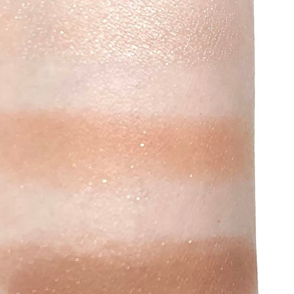 トーンアップアイシャドウ/CEZANNE/アイシャドウパレットを使ったクチコミ(3枚目)