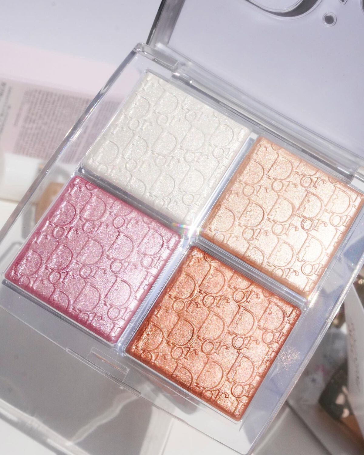 ディオール バックステージ フェイス グロウ パレット/Dior/ハイライトを使ったクチコミ（1枚目）