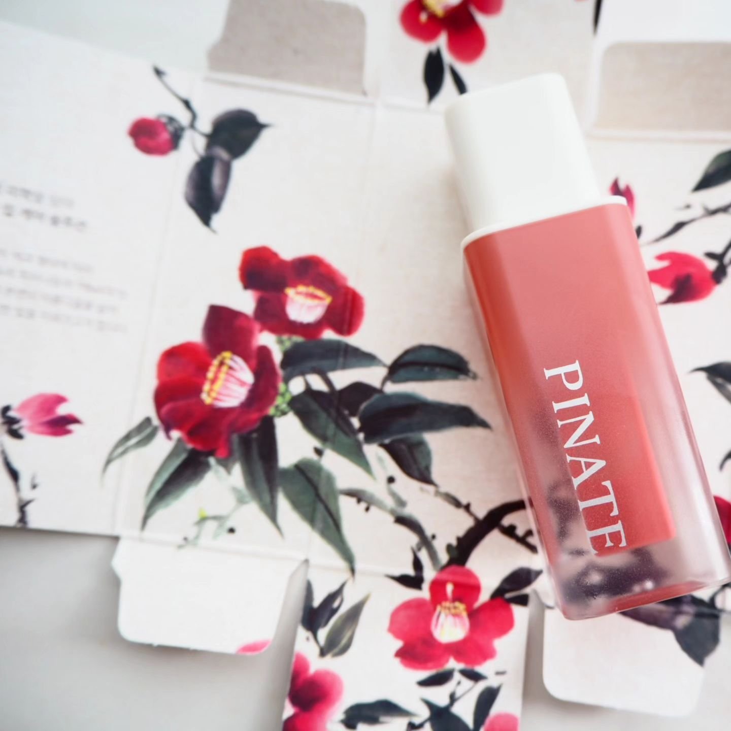 ナチュラルリップオイルセラム/PINATE/リップグロスを使ったクチコミ（2枚目）