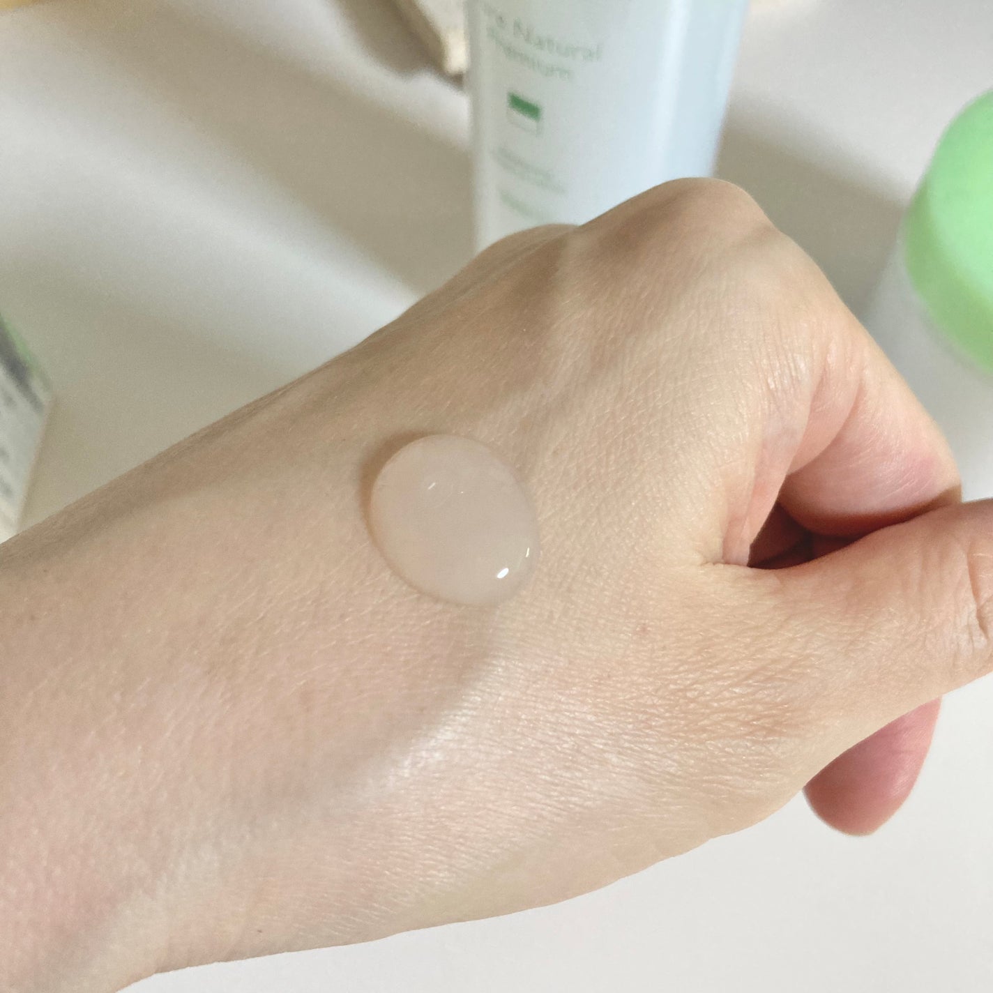 ピュア ナチュラル プレミアム バランシング エッセンスローション /pdc/オールインワン化粧品を使ったクチコミ(4枚目)