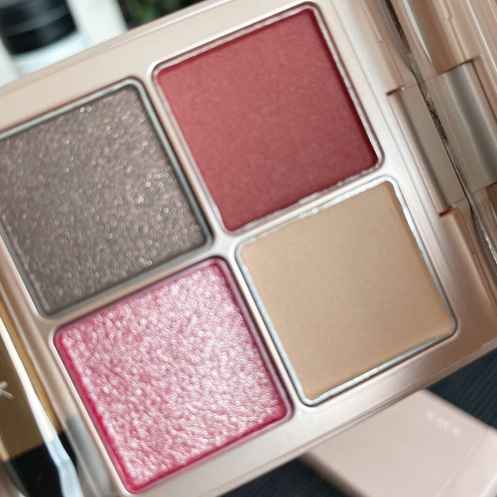  ローズウッドデイドリーム 4アイズ  04 オータムダスク/RMK/アイシャドウパレットを使ったクチコミ（2枚目）