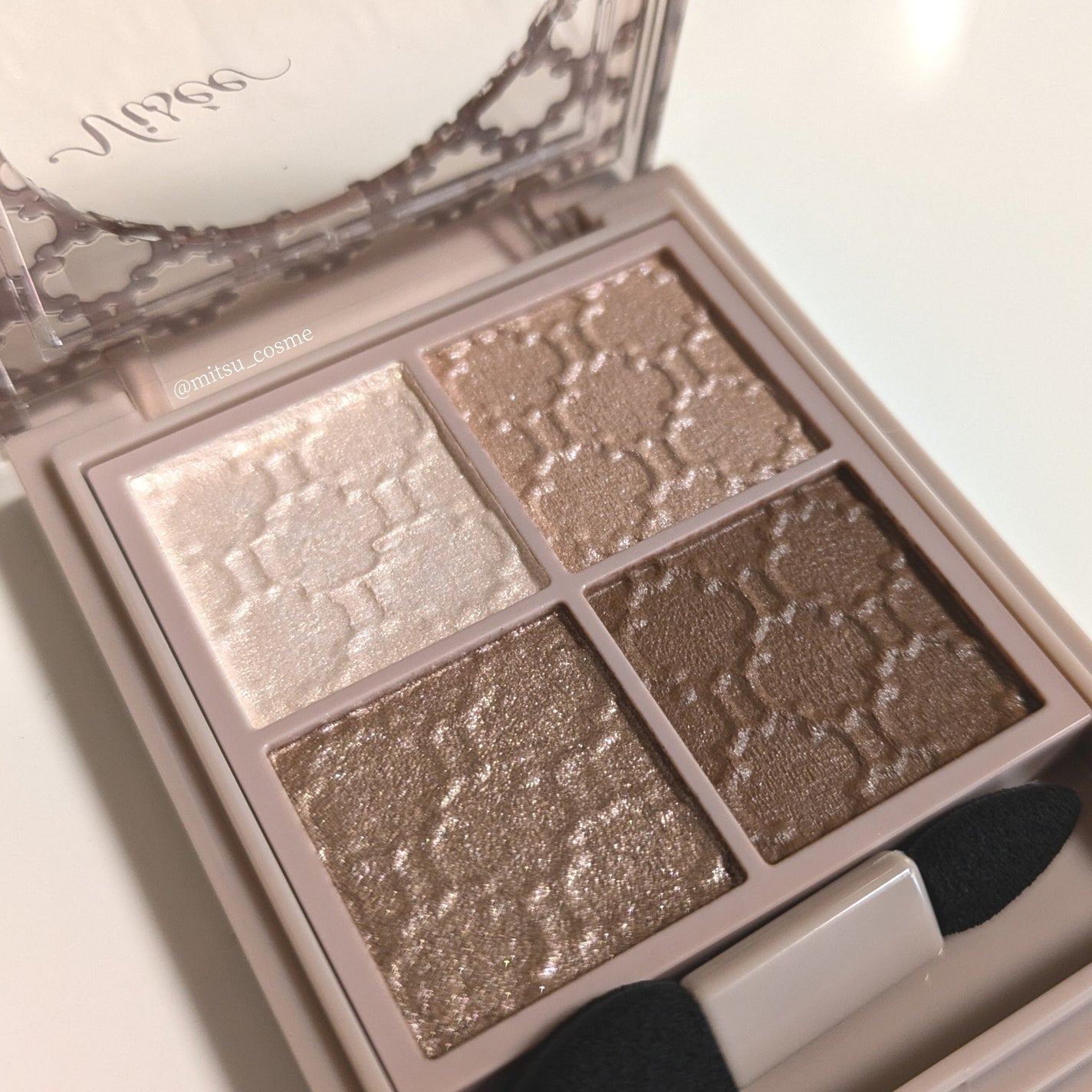 グロッシーリッチ アイズ N/Visée/アイシャドウパレットを使ったクチコミ(4枚目)