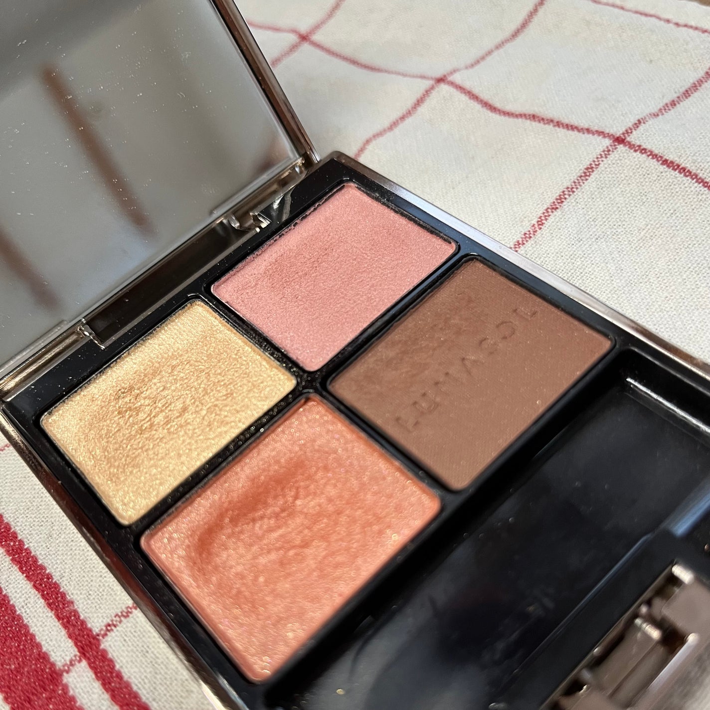 アイカラーレーション/LUNASOL/アイシャドウパレットを使ったクチコミ(1枚目)