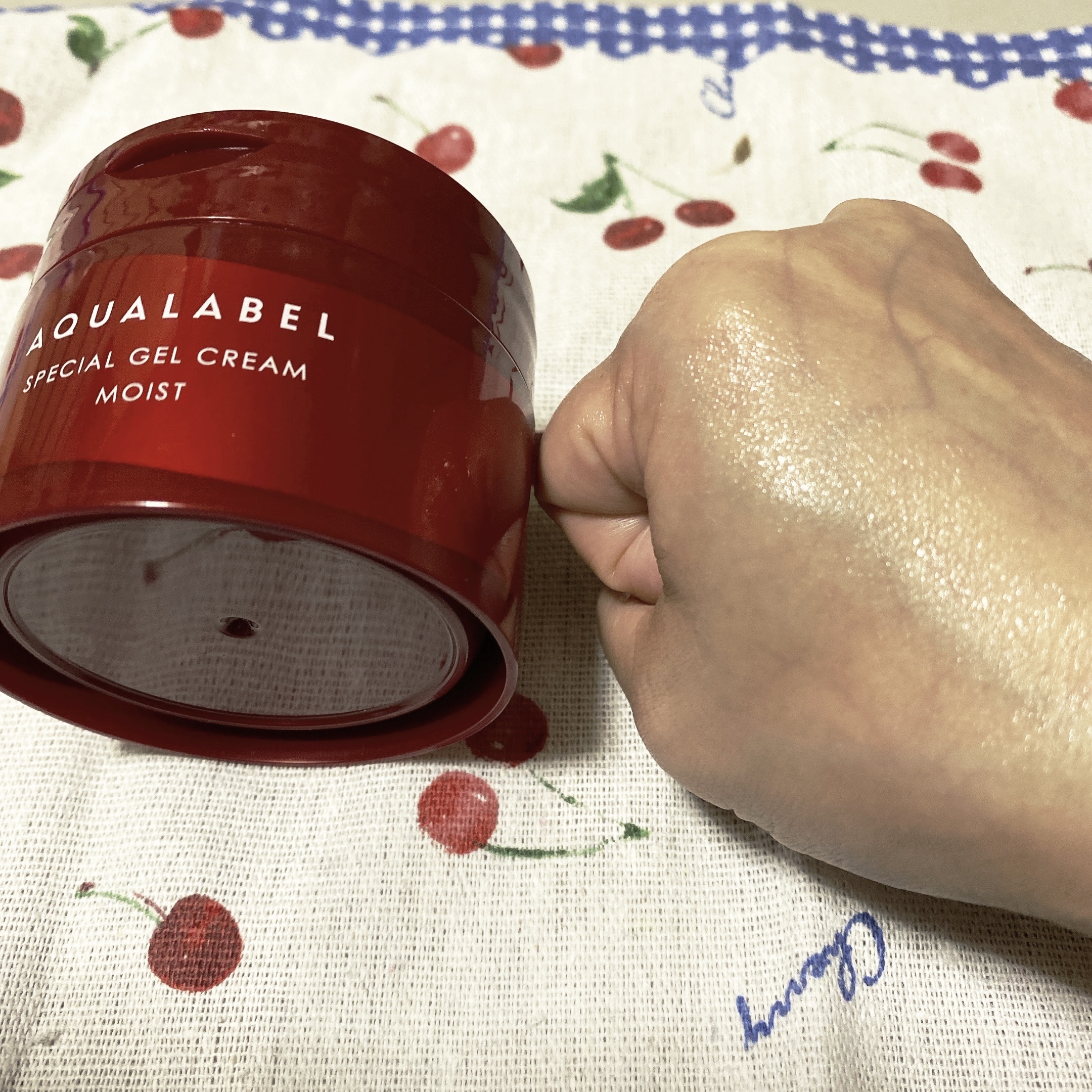 スペシャルジェルクリーム EX(モイスト) 本体（90g）/アクアレーベル/オールインワン化粧品を使ったクチコミ（2枚目）