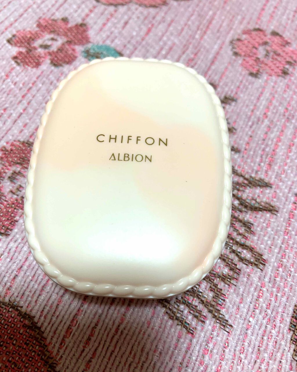 アルビオン スウィート モイスチュア シフォン/ALBION/パウダーファンデーションを使ったクチコミ(1枚目)