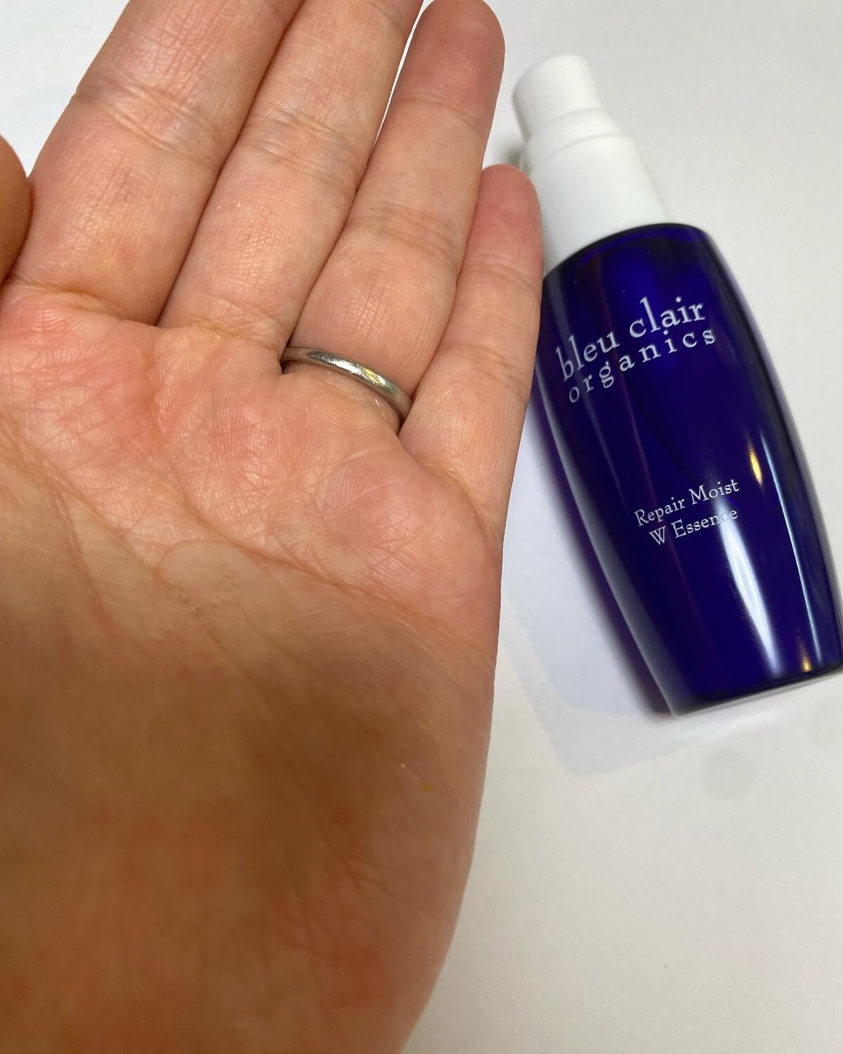 リペアモイストWエッセンス/ブルークレール/美容液を使ったクチコミ(2枚目)
