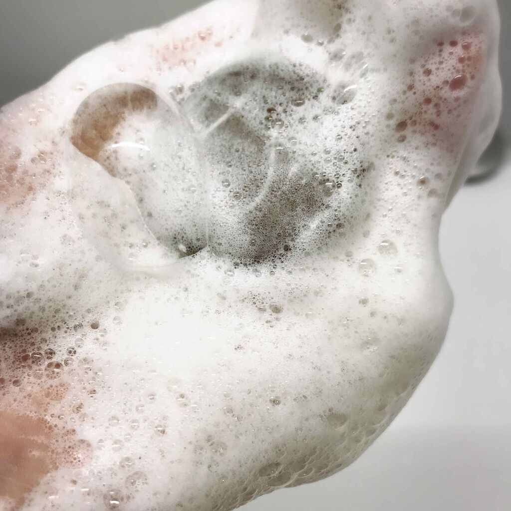 草花木果 草花木果 アクネ洗顔石けん （医薬部外品）のクチコミ「
ほのかに、植物のような
いい香りがするんですよね☘✨

泡立てネットを使って泡立てると
みず.....」（3枚目）