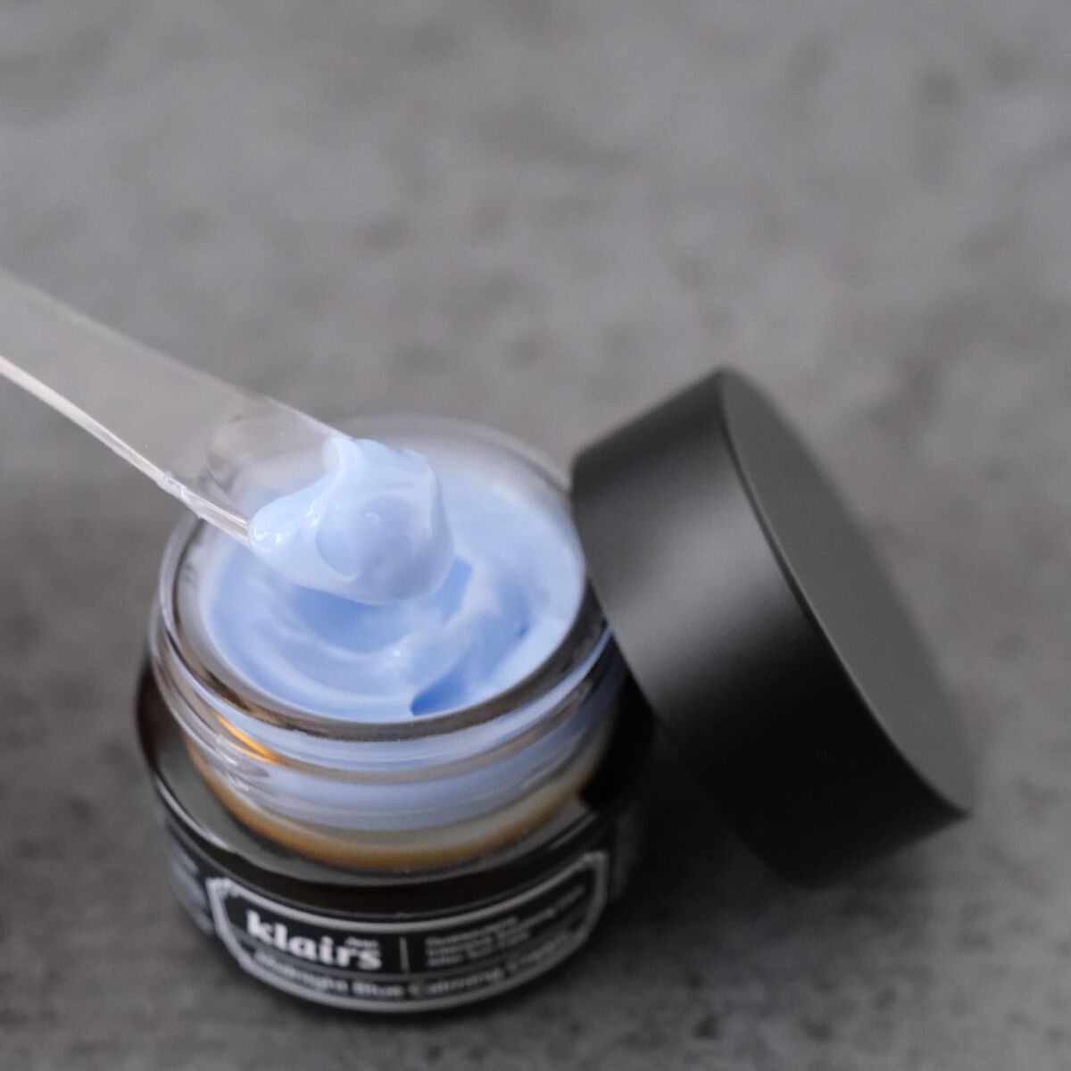 ミッドナイトブルーカーミングクリーム/Klairs/フェイスクリームを使ったクチコミ(2枚目)