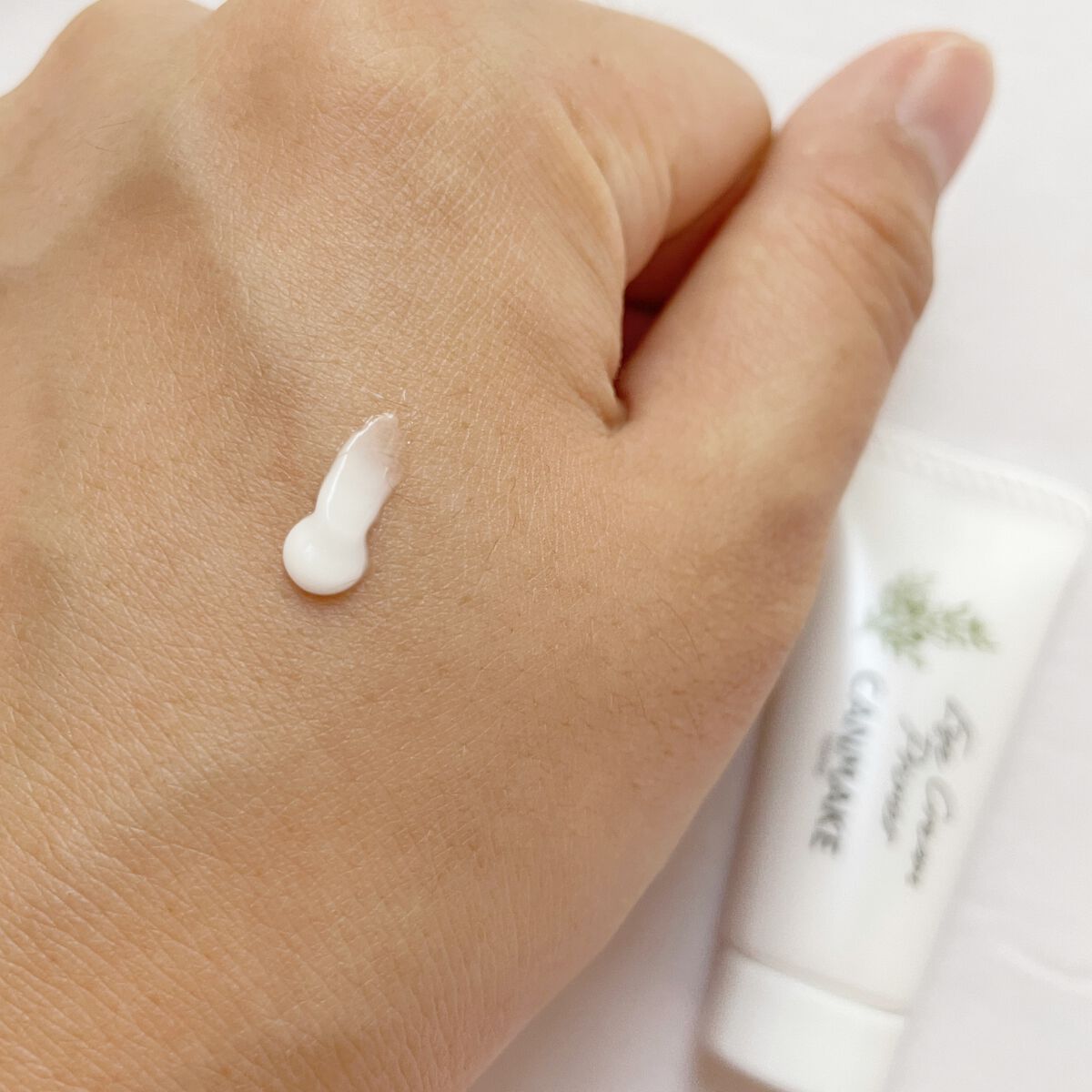 アイクリームプライマー/キャンメイク/アイシャドウベースを使ったクチコミ（3枚目）