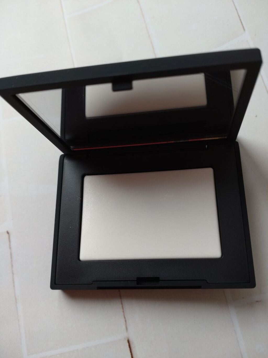 ライトリフレクティングセッティングパウダー プレスト N/NARS/プレストパウダーを使ったクチコミ(2枚目)