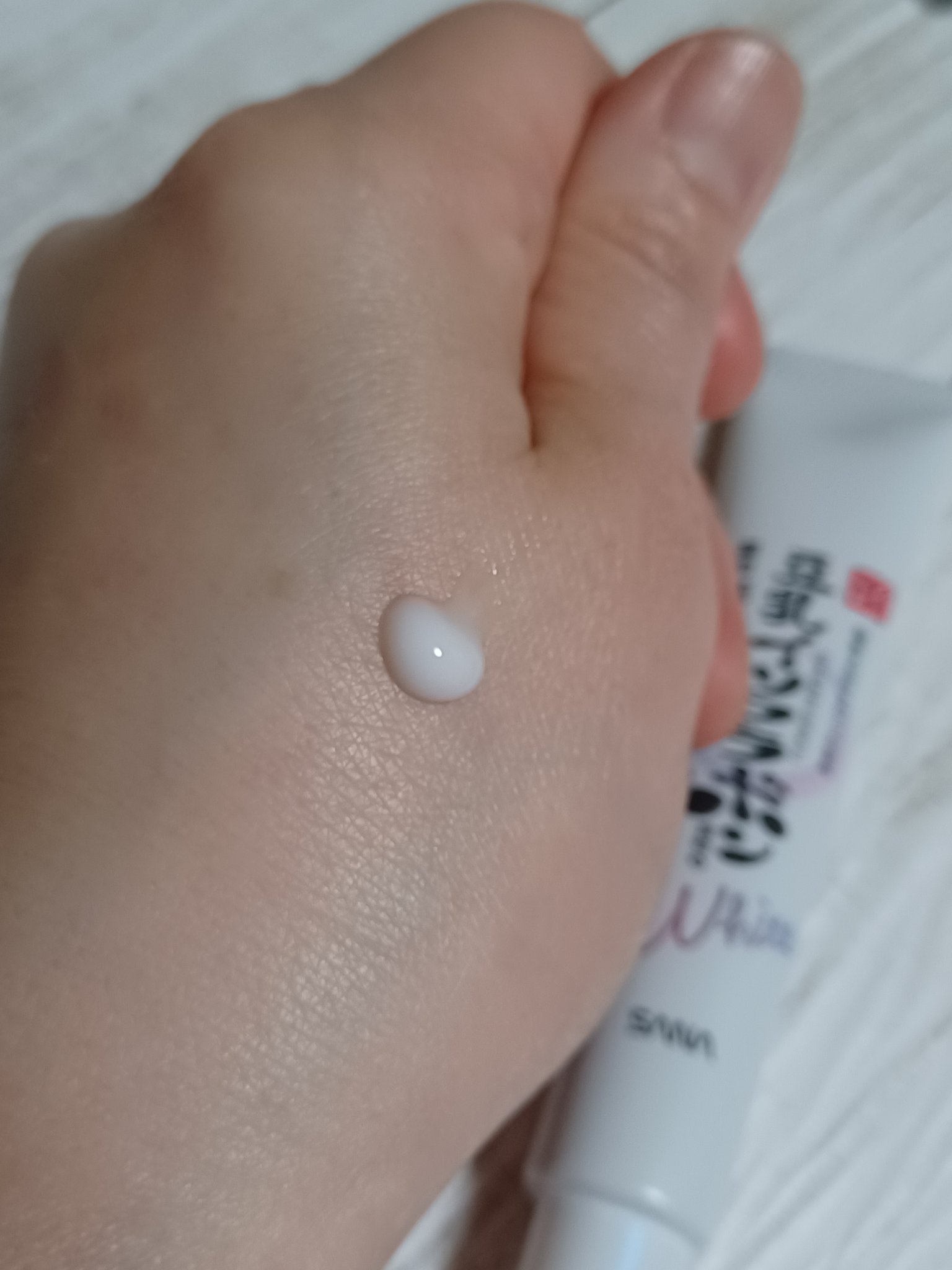 なめらか本舗 薬用美白スポッツクリームのクチコミ「今回は、集中美白クリームを使いきった感想です✨
みずみずしく延びがよくベタつかない使用感が好き.....」（3枚目）