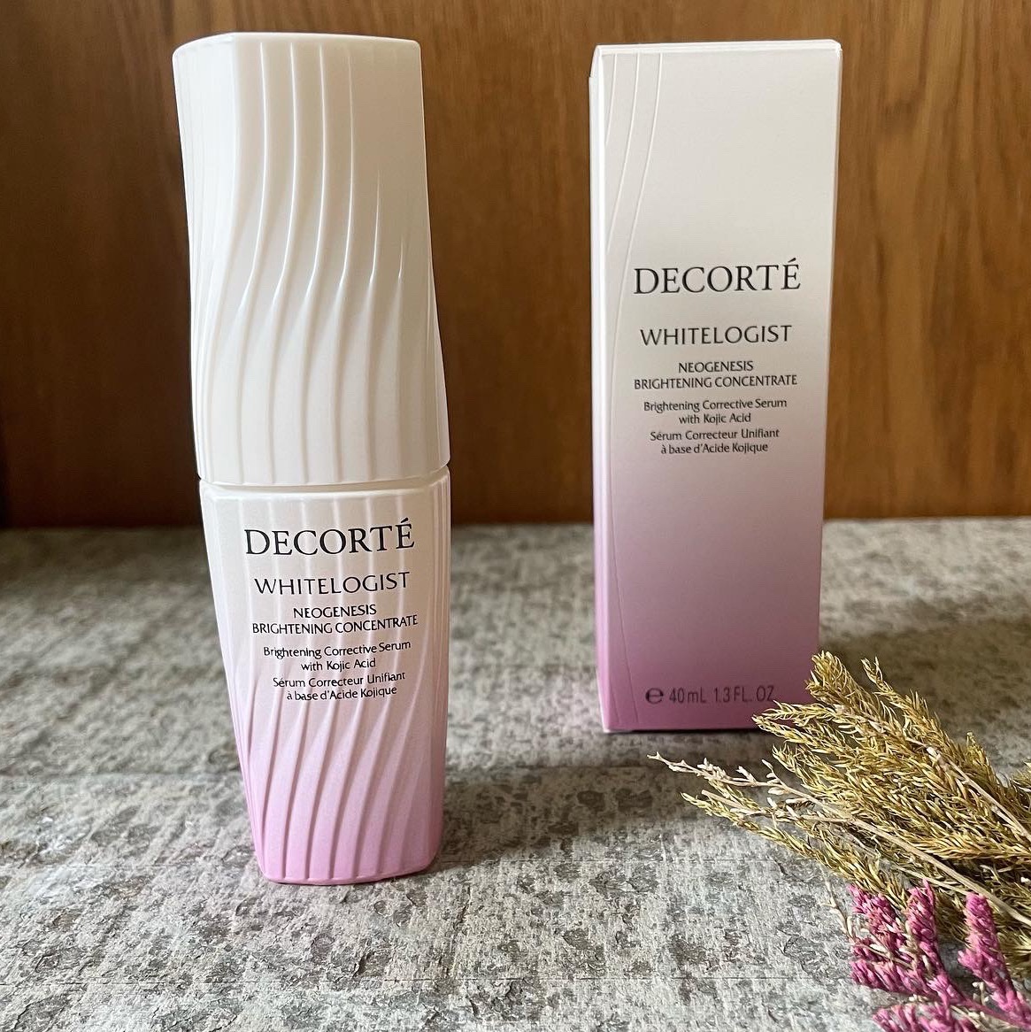 ホワイトロジスト　ネオジェネシス　ブライトニング コンセントレイト/DECORTÉ/美容液を使ったクチコミ（1枚目）