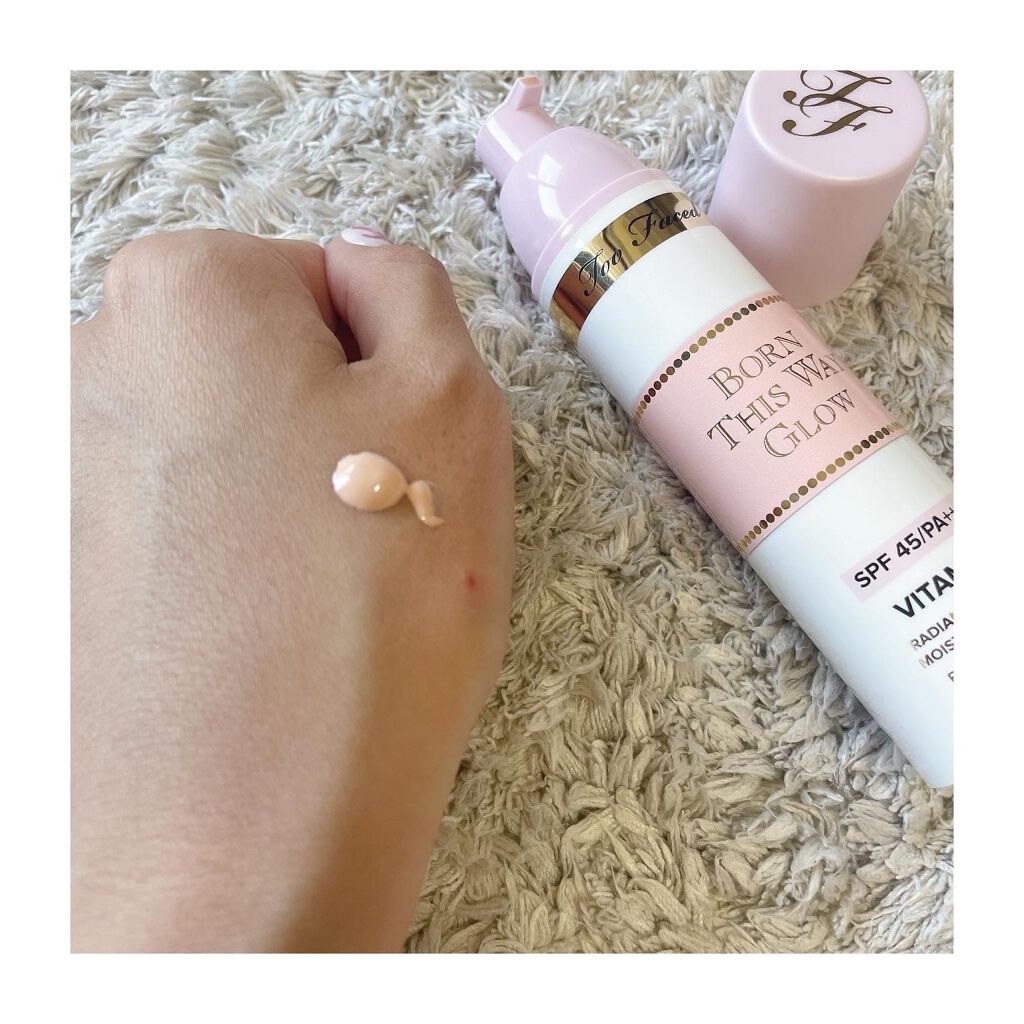 ～トゥー フェイスド ハングオーバー～ ピロー バーム リップ トリートメント/Too Faced/リップ美容液を使ったクチコミ（2枚目）