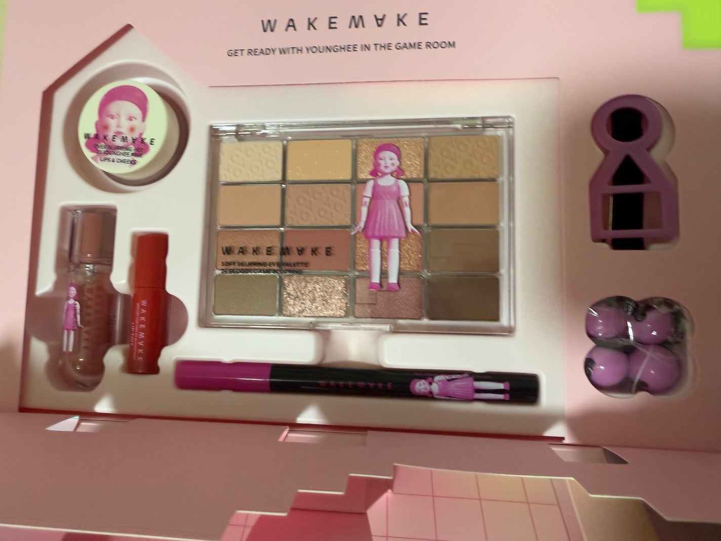 ソフトブラーリングアイパレット/wakemake/アイシャドウパレットを使ったクチコミ(1枚目)