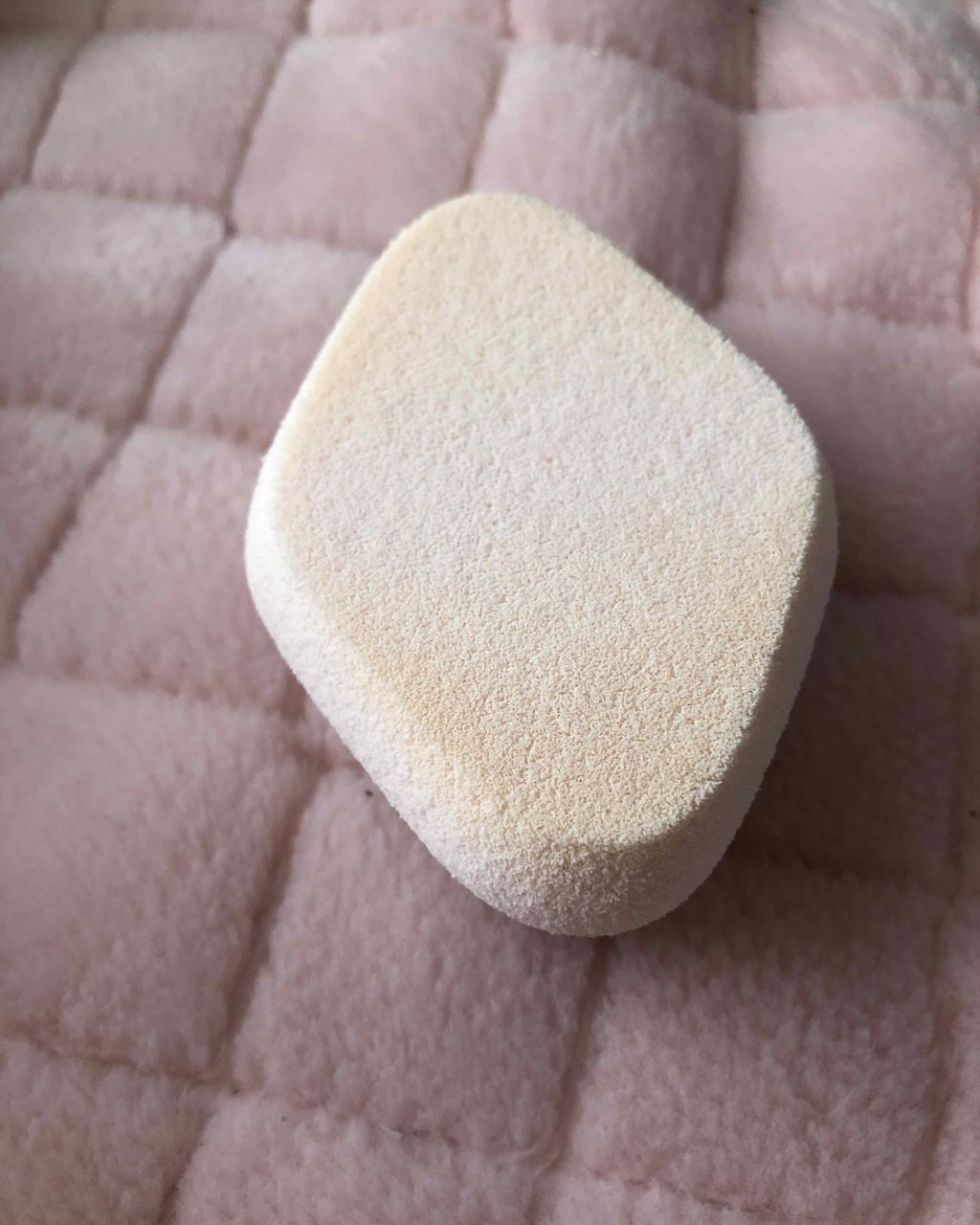 バリュースポンジN ウェッジ型タイプ 30P/ロージーローザ/パフ・スポンジを使ったクチコミ（1枚目）