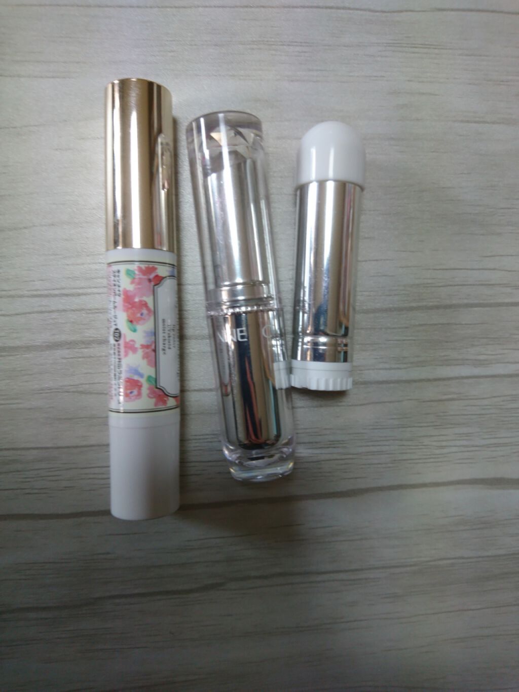 ラスティンググロスリップ/CEZANNE/口紅を使ったクチコミ（1枚目）