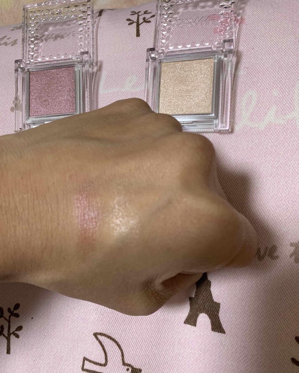 シングルカラーアイシャドウ/CEZANNE/単色アイシャドウを使ったクチコミ(2枚目)