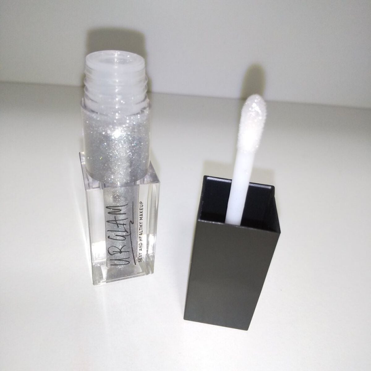 UR GLAM LIP OIL/U R GLAM/リップグロスを使ったクチコミ(2枚目)