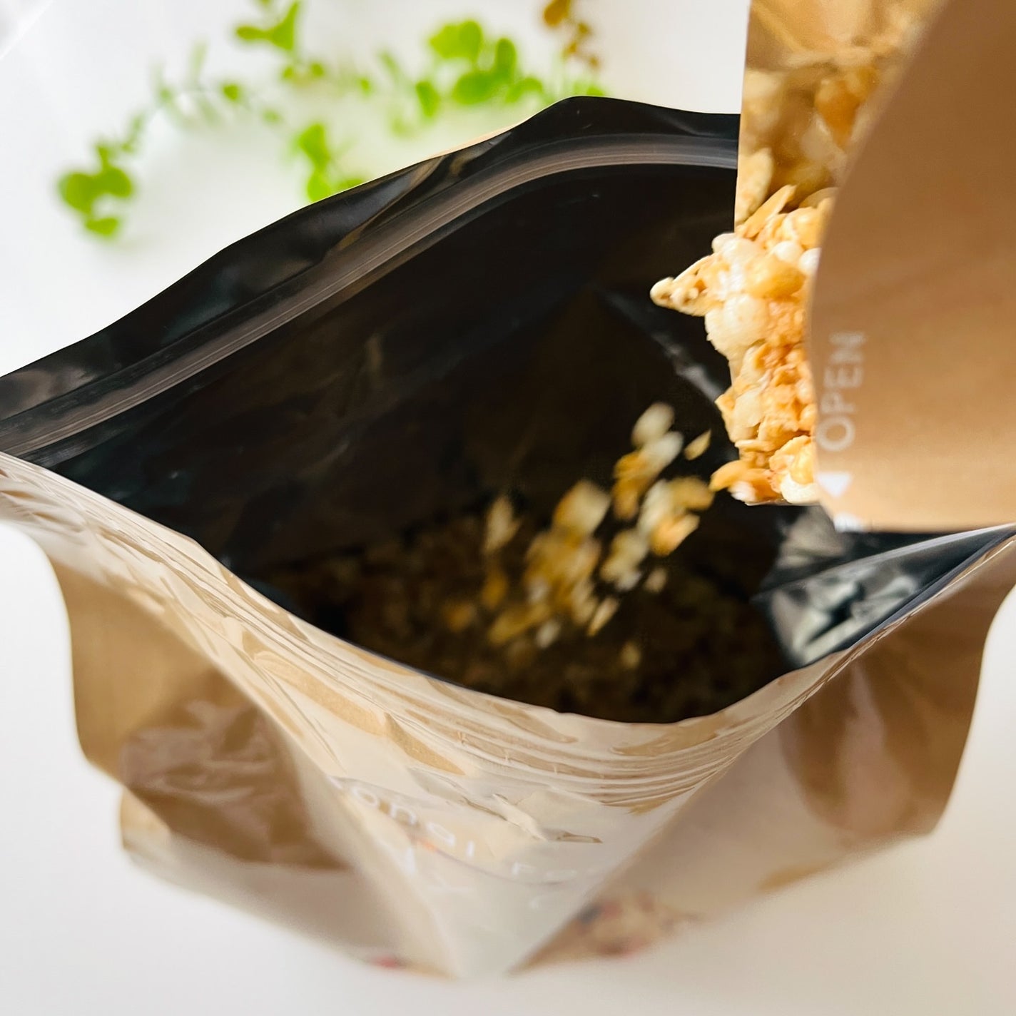 パーソナルフードプログラム Body Granola/カルビー/グラノーラを使ったクチコミ(4枚目)