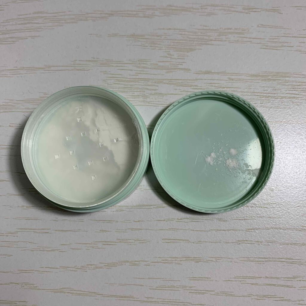 ノーセバム ミネラルパウダー/innisfree/ルースパウダーを使ったクチコミ（2枚目）