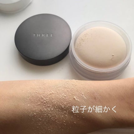 アドバンスドエシリアルスムースオペレーター ルースパウダー/THREE/ルースパウダーを使ったクチコミ(6枚目)