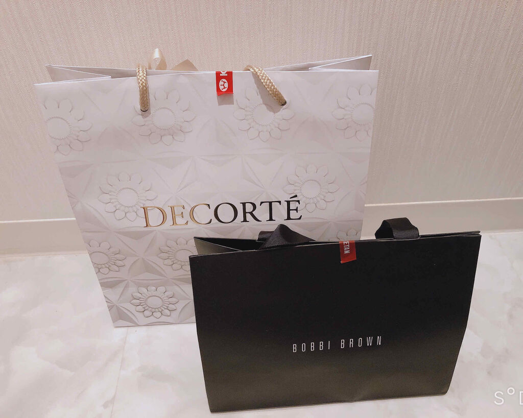 コスメデコルテ クリスマスコフレ2020/DECORTÉ/メイクアップキットを使ったクチコミ（2枚目）