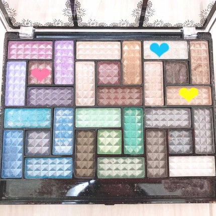 30COLORSEYESHADOWPALETTE/Dolly Angel/アイシャドウパレットを使ったクチコミ(3枚目)