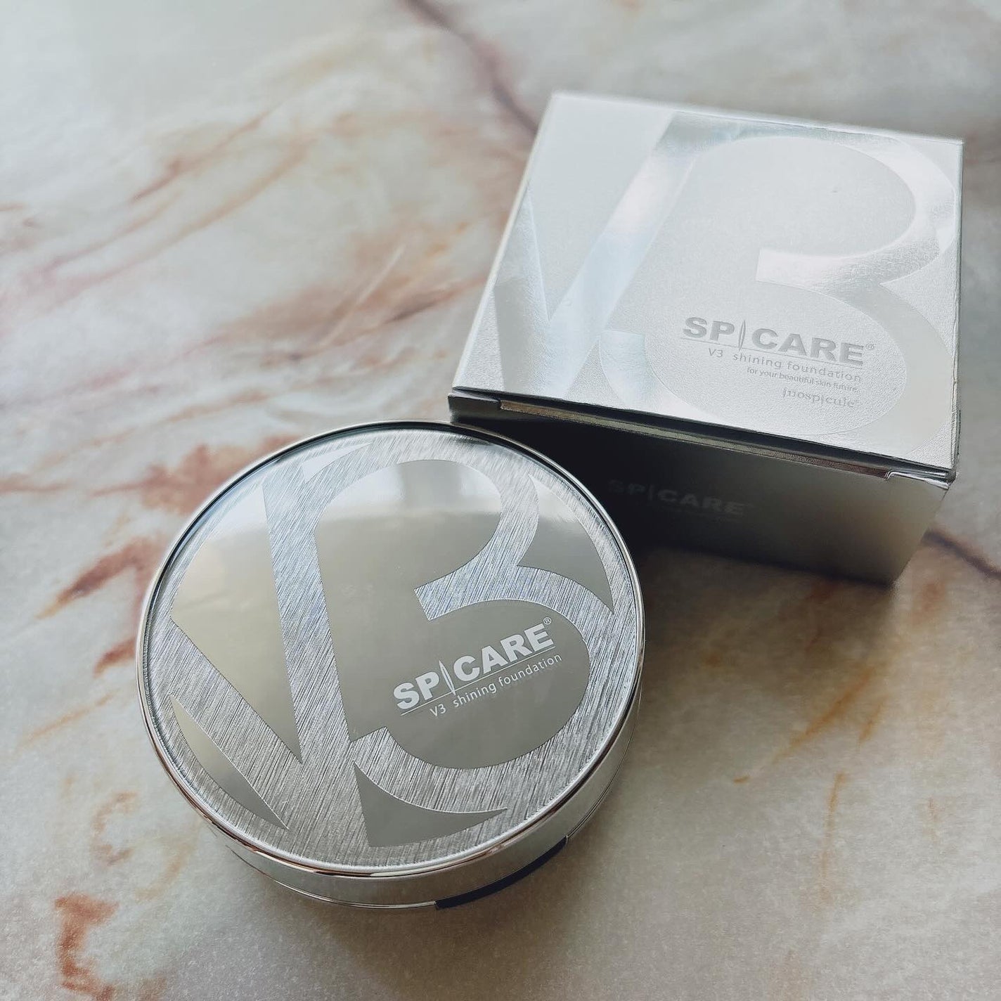 V3シャイニングファンデーション/SPICARE/クッションファンデーションを使ったクチコミ(2枚目)