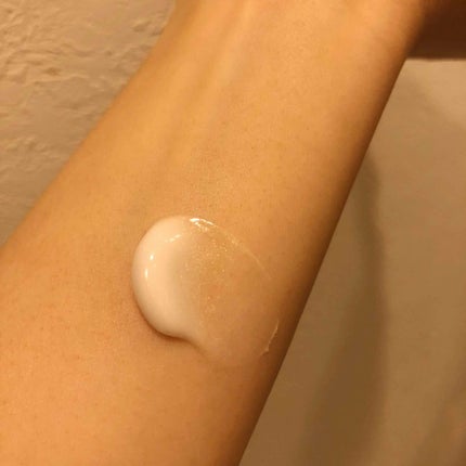 ブリリアンス スキンイルミネーティング SH/JERGENS(ジャーゲンズ)/ボディクリームを使ったクチコミ(2枚目)