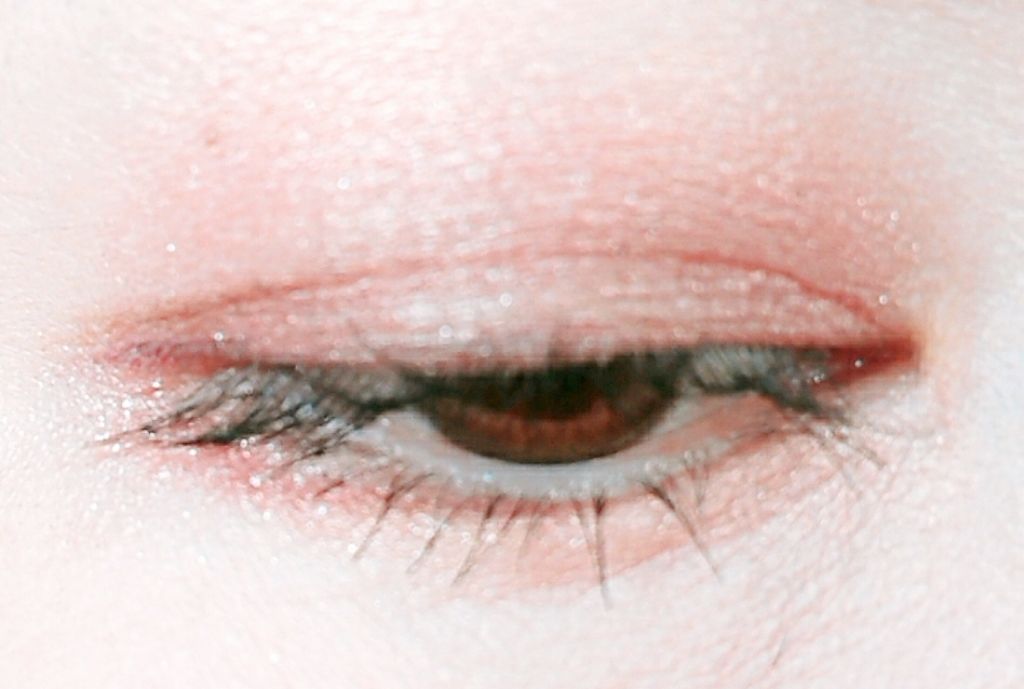 シャドーカスタマイズ/MAJOLICA MAJORCA/単色アイシャドウを使ったクチコミ（2枚目）