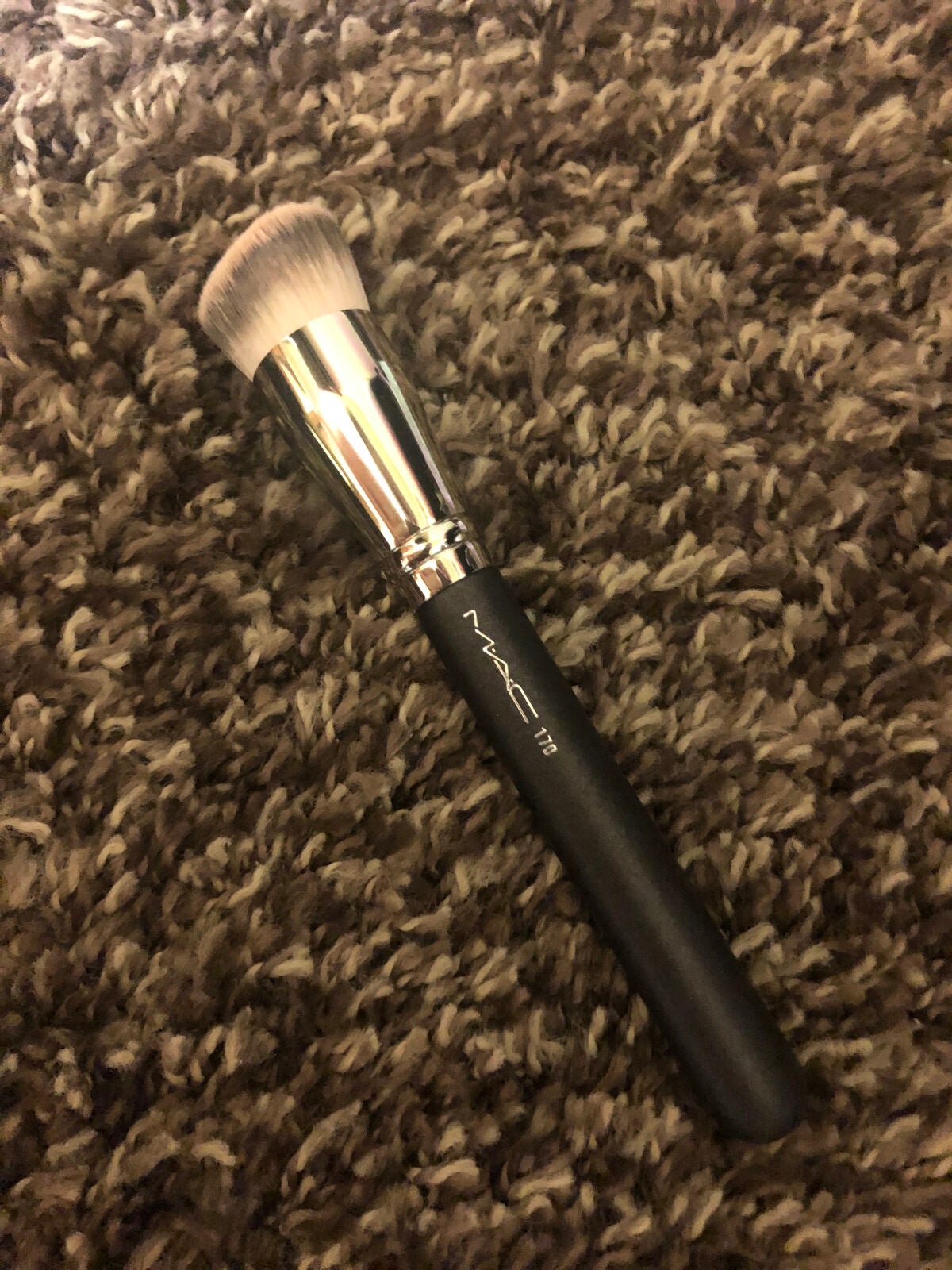 #170 シンセティック ラウンド スラント ブラシ/M・A・C/メイクブラシを使ったクチコミ(1枚目)